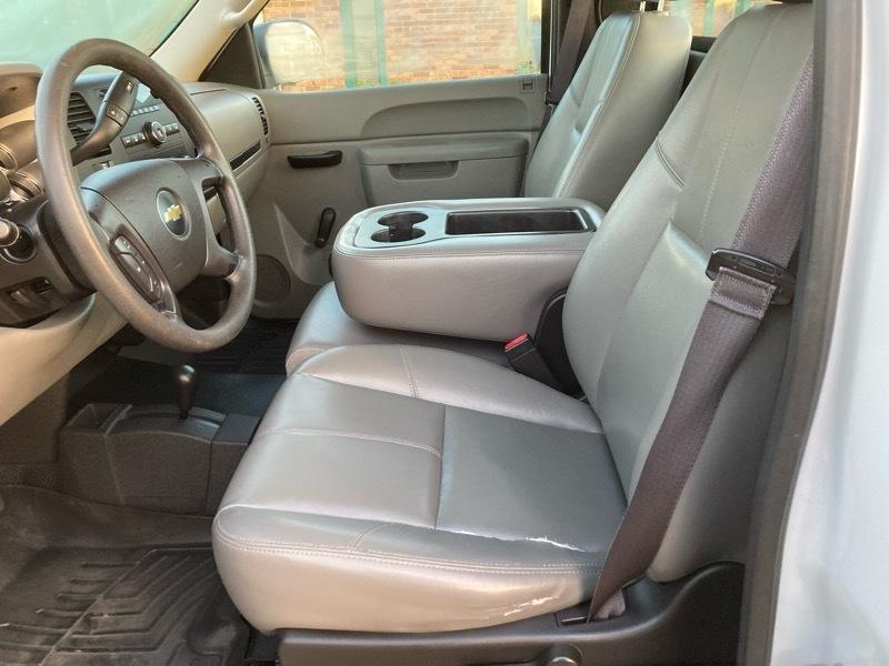 Chevrolet Silverado 2500HD 4WD Reg Cab 142" Work Truck 2013