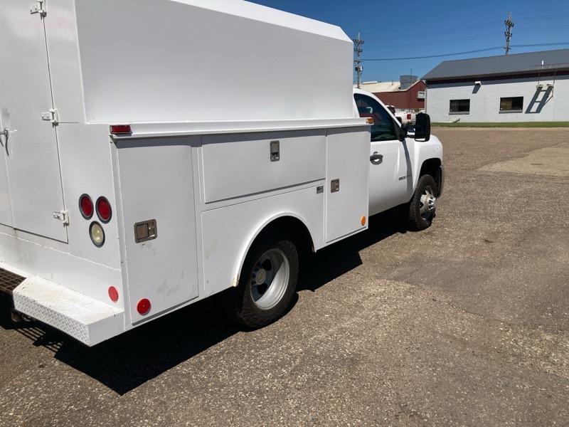 Chevrolet Silverado 3500HD Work Truck DRW 4WD 2009
