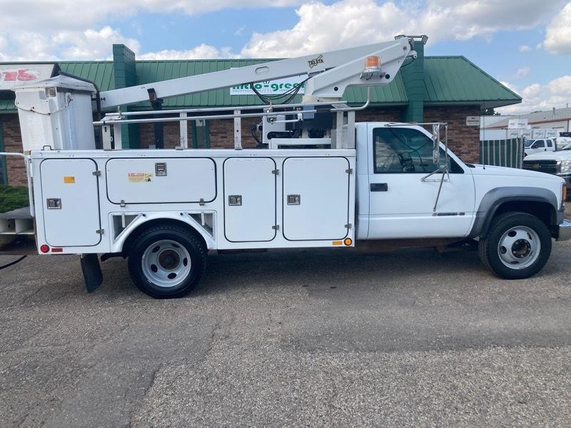 Chevrolet Silverado 3500 Regular Cab 2WD 2002