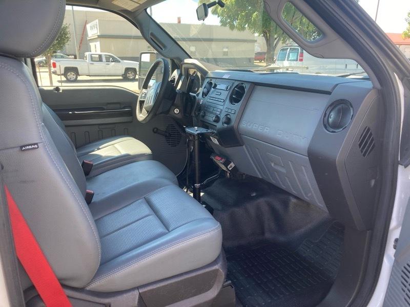 Ford F-450 SD Regular Cab DRW 4WD 2011