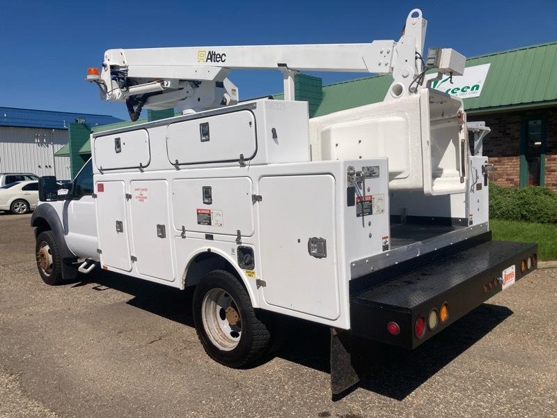 Ford F-450 SD Regular Cab DRW 4WD 2011