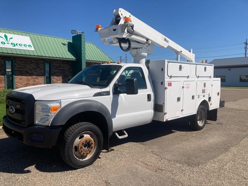 Ford F-450 SD Regular Cab DRW 4WD 2011