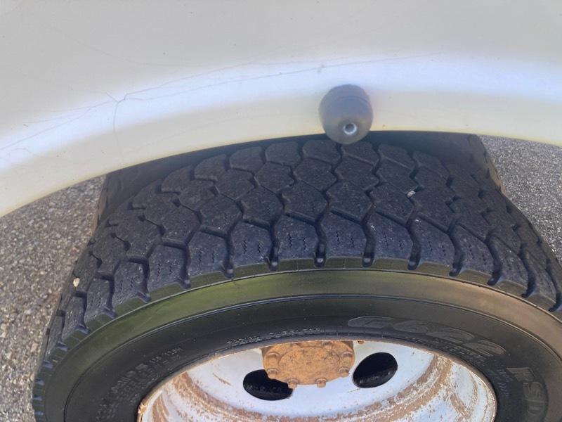Ford F-450 SD Regular Cab DRW 4WD 2011