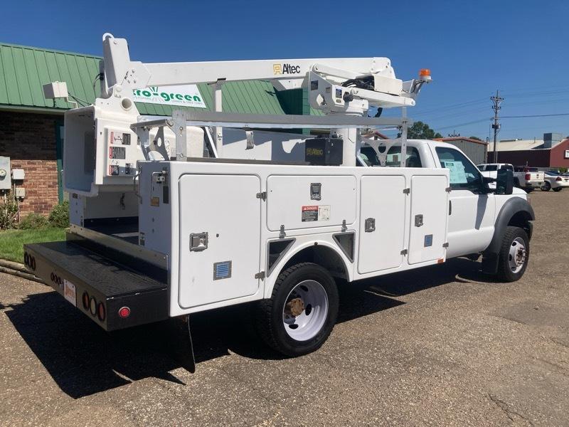 Ford F-450 SD Regular Cab DRW 4WD 2011