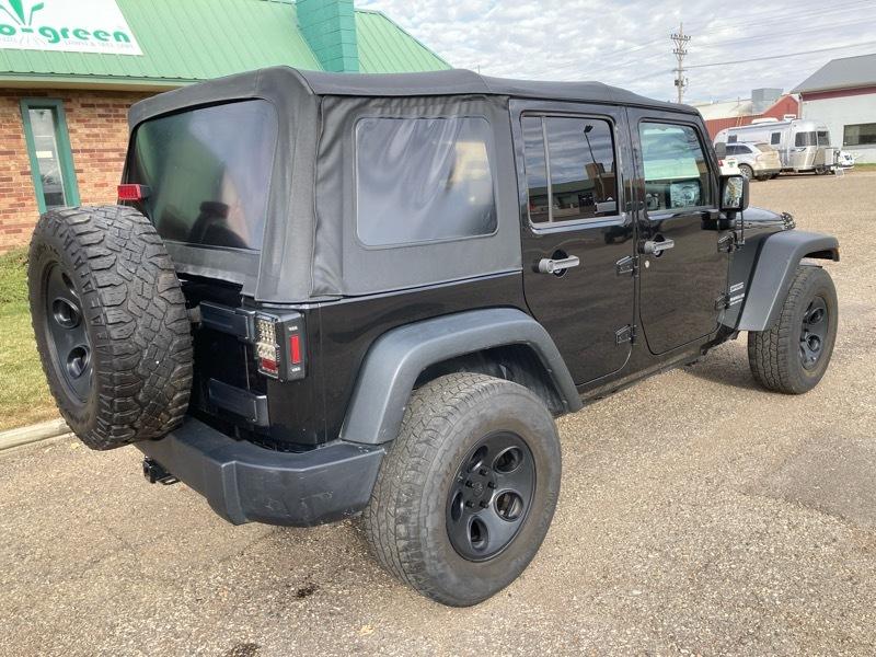 Jeep Wrangler Unlimited Sport 4WD 2014