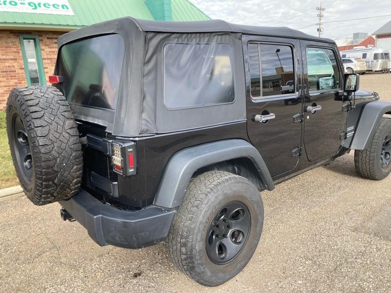 Jeep Wrangler Unlimited Sport 4WD 2014