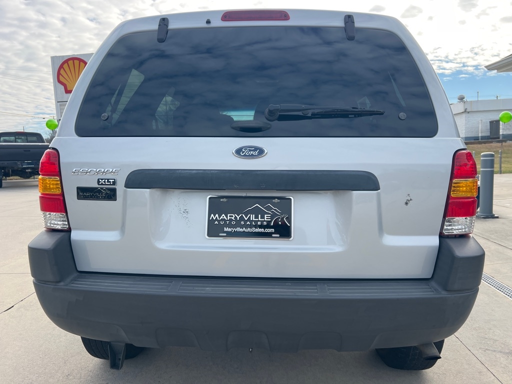 Ford Escape  2002