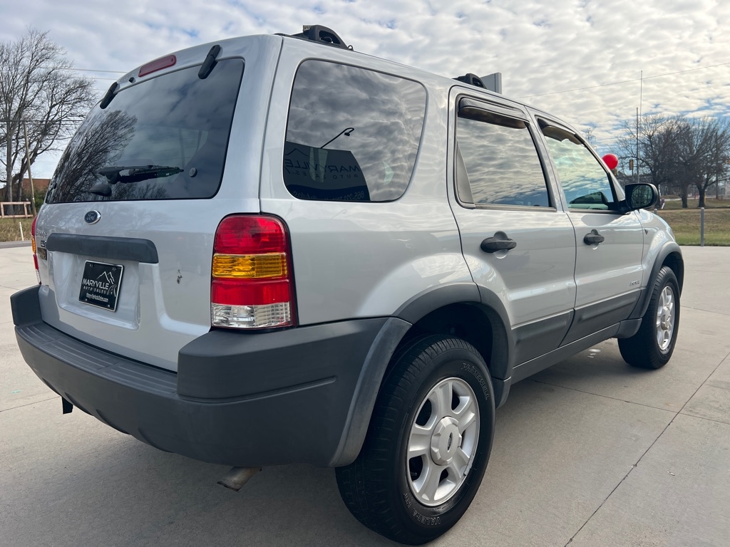 Ford Escape  2002