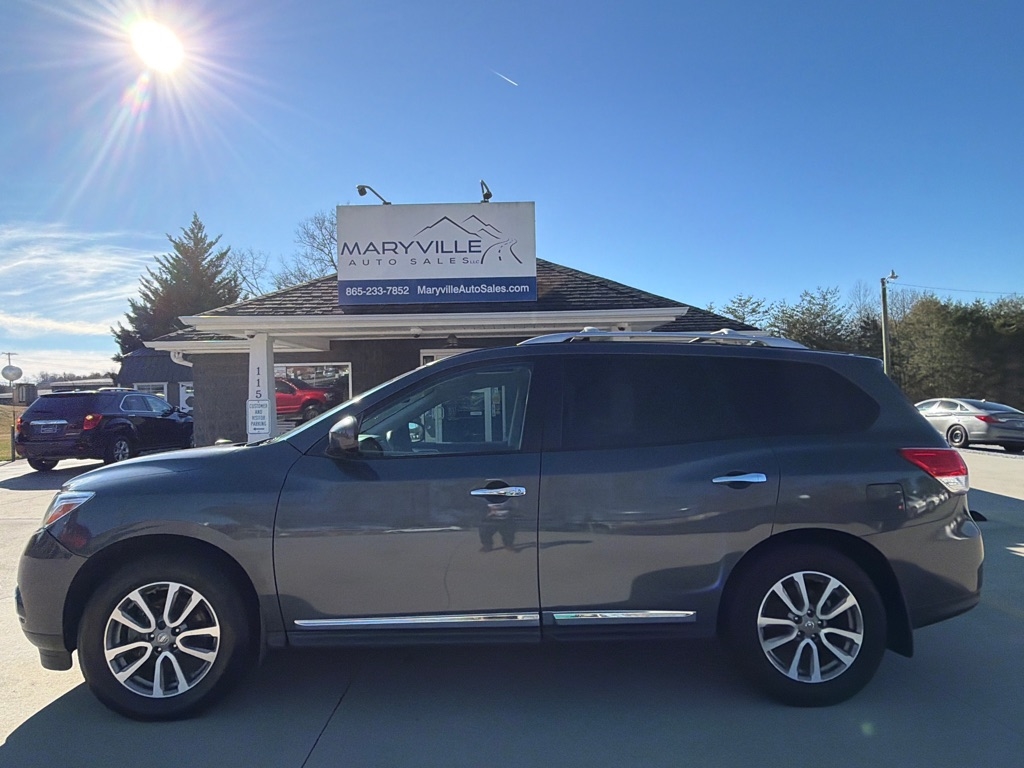 Nissan Pathfinder  2013