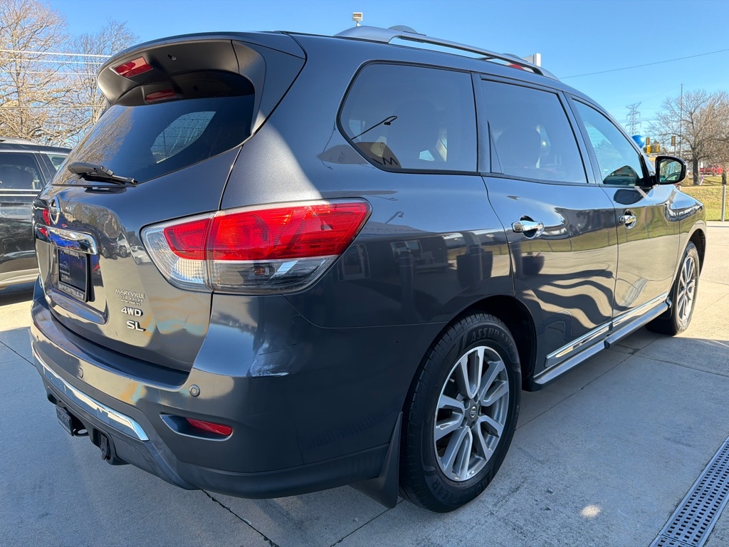 Nissan Pathfinder  2013