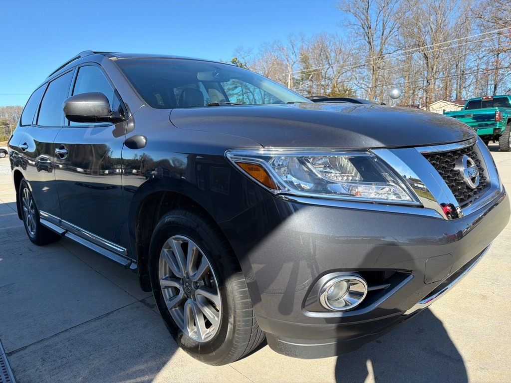 Nissan Pathfinder  2013