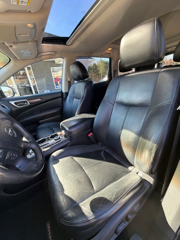 Nissan Pathfinder  2013