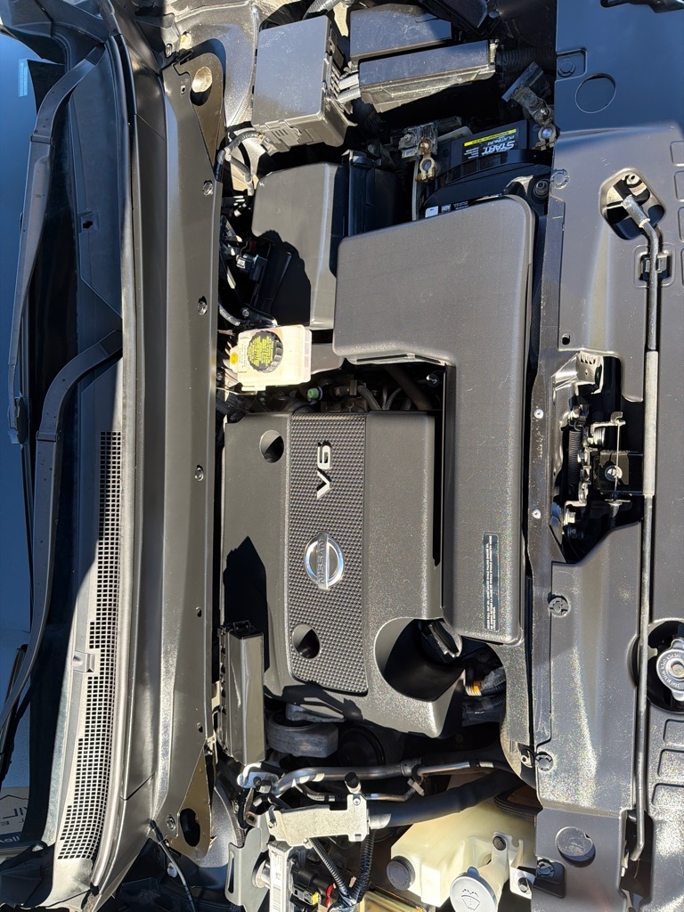 Nissan Pathfinder  2013