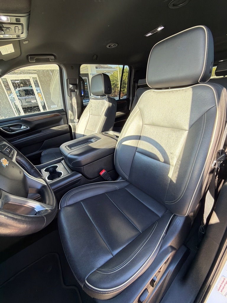 Chevrolet Suburban  2023