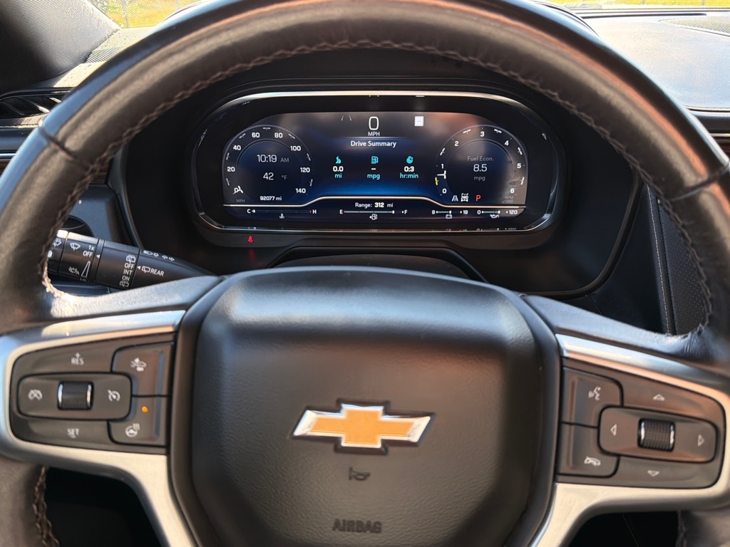 Chevrolet Suburban  2023