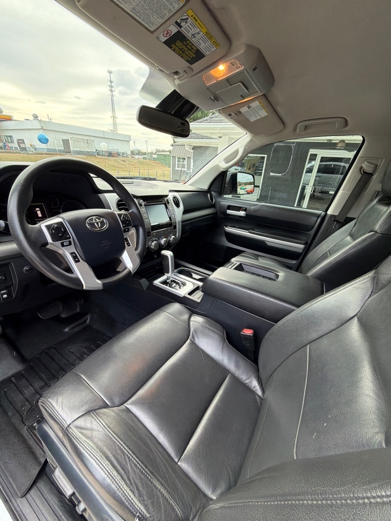 Toyota Tundra 4WD  2018