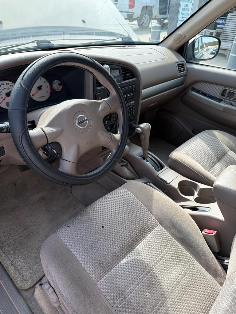 Nissan Pathfinder  2004
