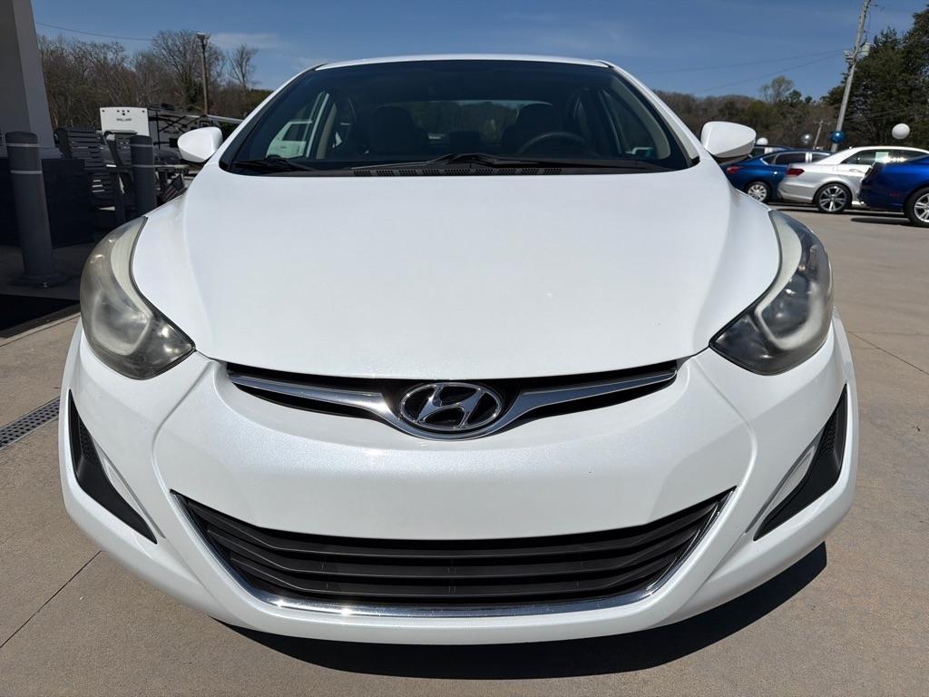 Hyundai Elantra  2015