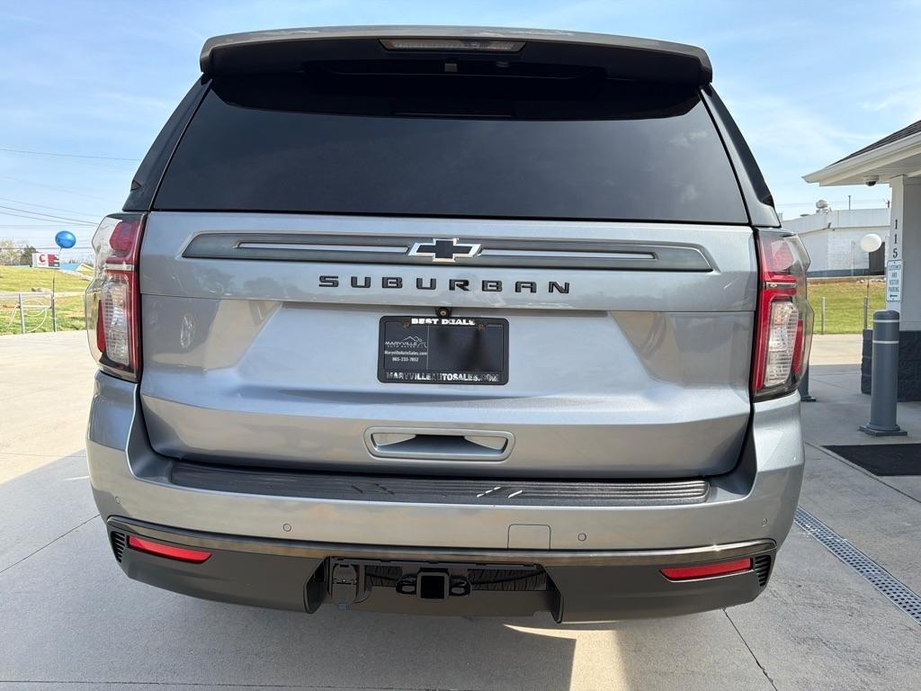 Chevrolet Suburban  2021