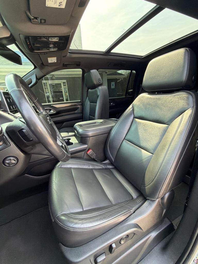 Chevrolet Suburban  2021