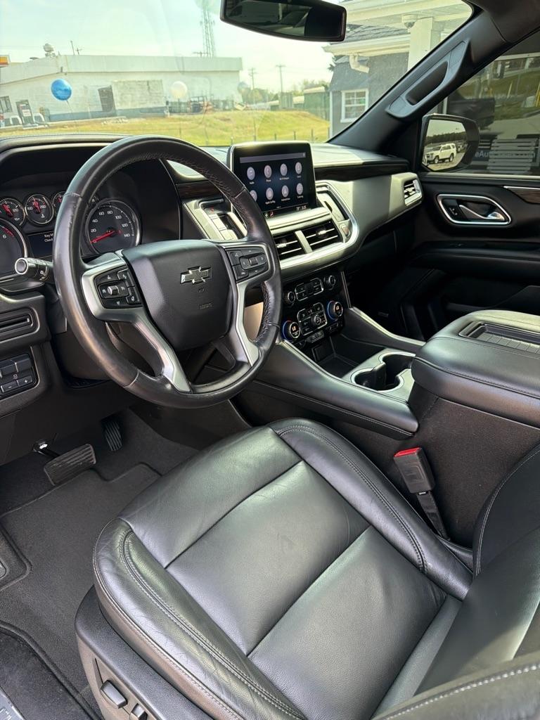 Chevrolet Suburban  2021