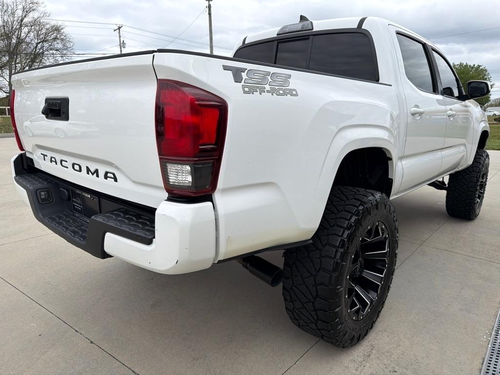 Toyota Tacoma  2019