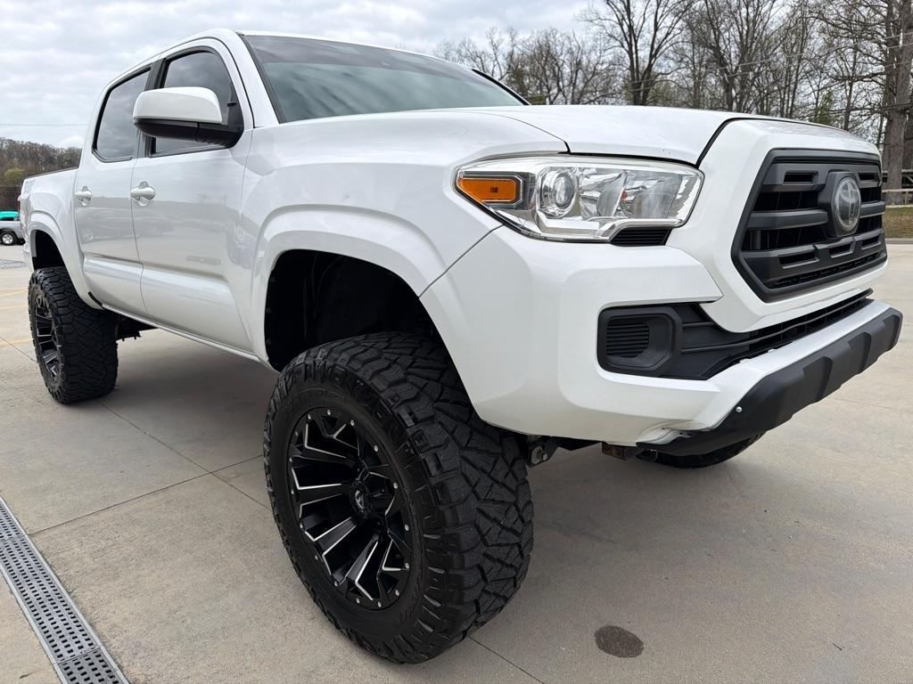 Toyota Tacoma  2019