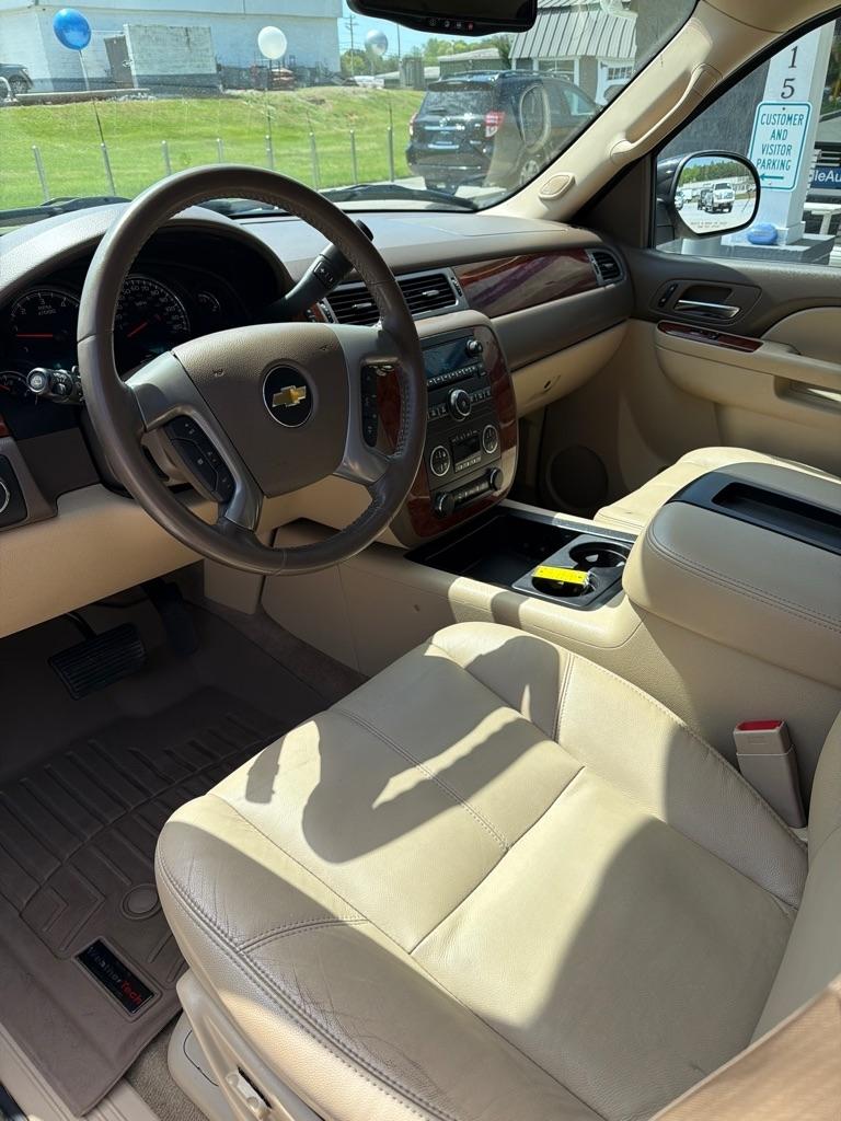 Chevrolet Tahoe  2013