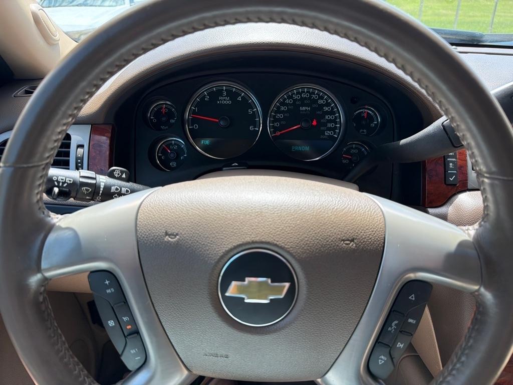 Chevrolet Tahoe  2013