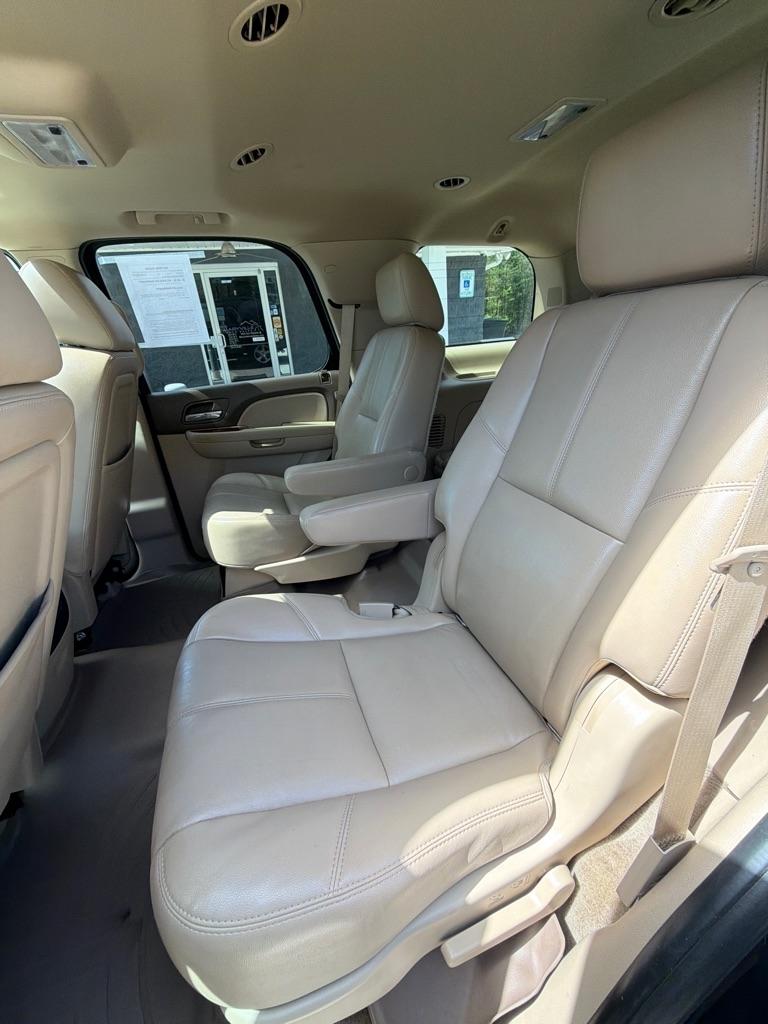 Chevrolet Tahoe  2013