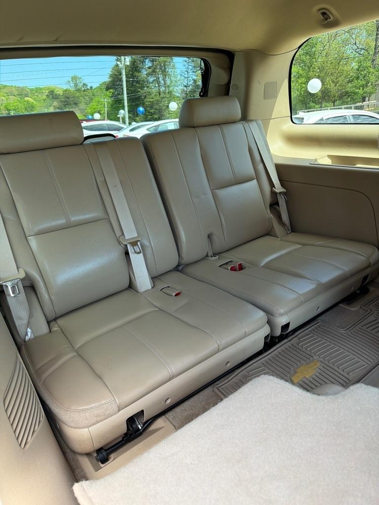 Chevrolet Tahoe  2013