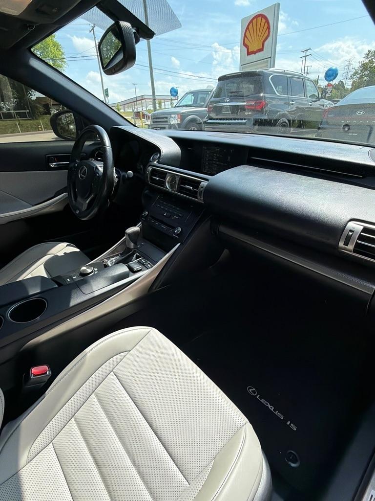 Lexus IS 250  2015