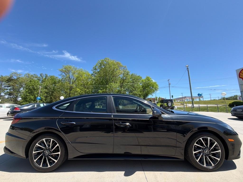 Hyundai Sonata  2020