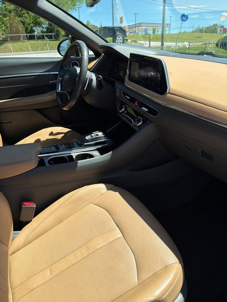 Hyundai Sonata  2020