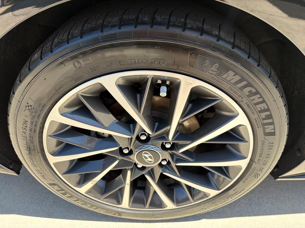 Hyundai Sonata  2020