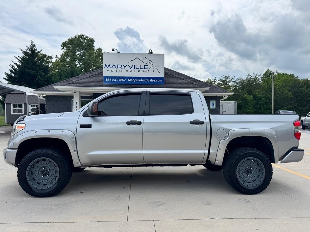 Toyota Tundra 4WD  2019