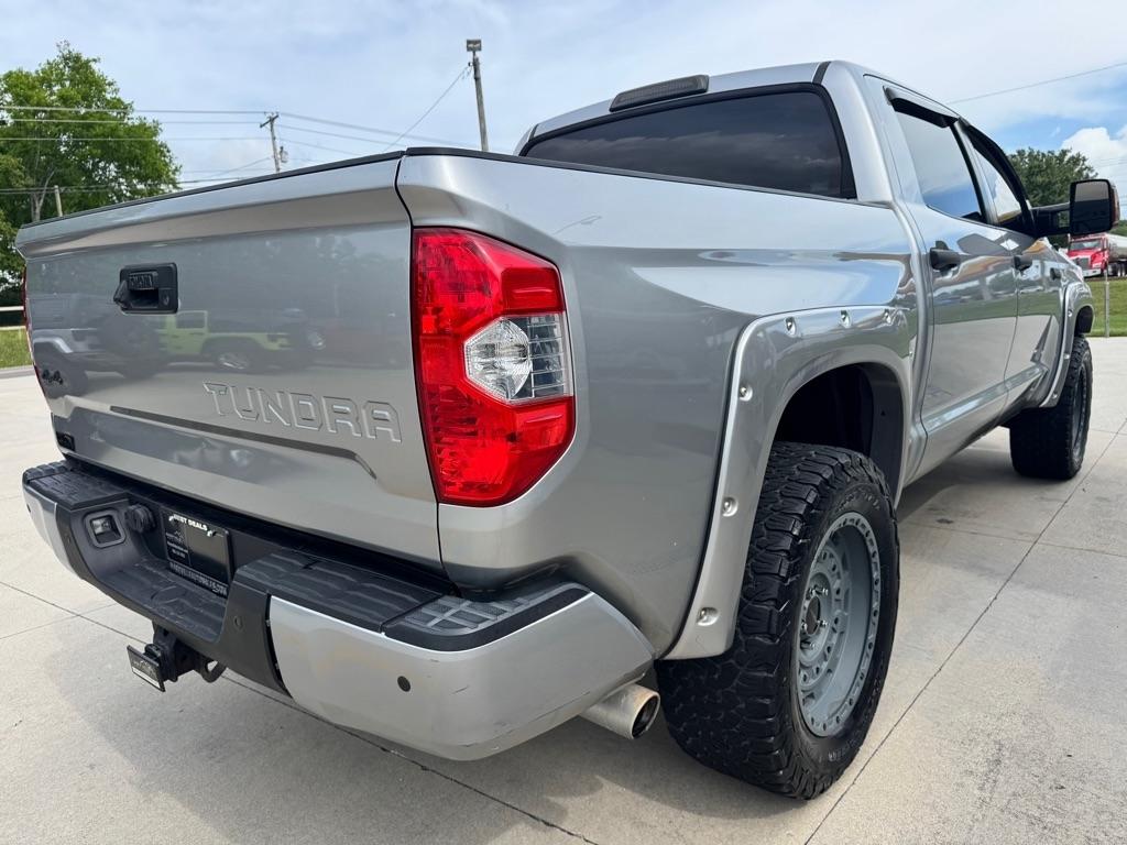 Toyota Tundra 4WD  2019