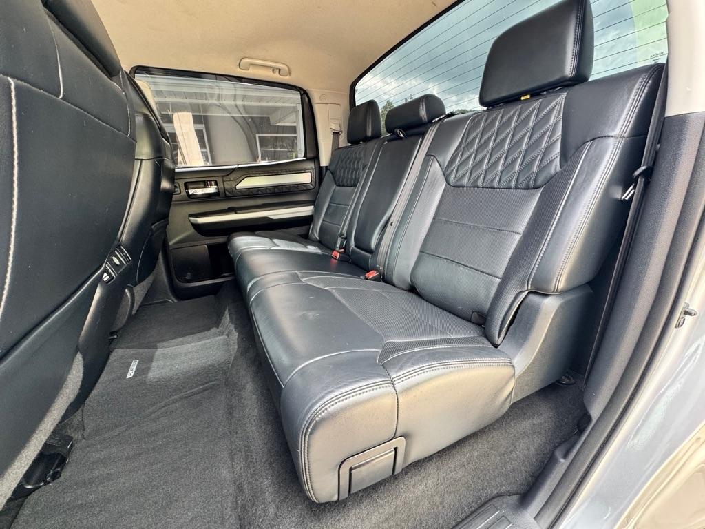 Toyota Tundra 4WD  2019