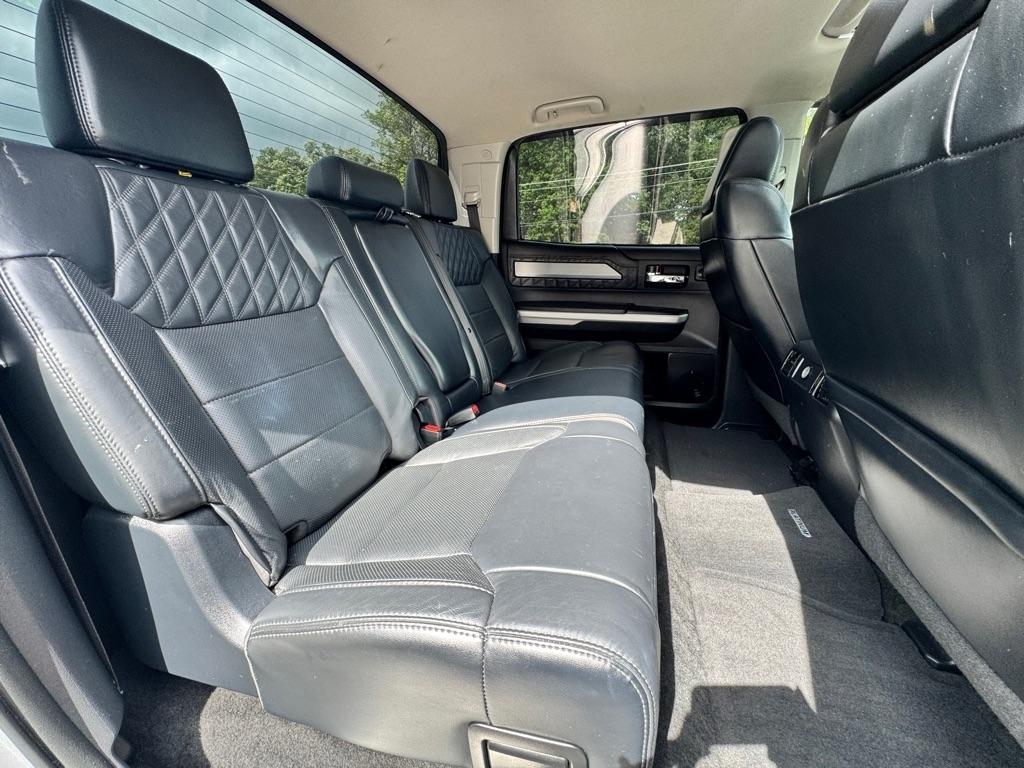 Toyota Tundra 4WD  2019