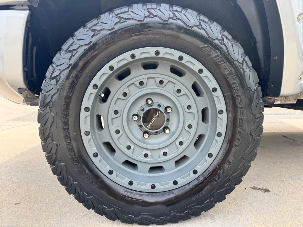 Toyota Tundra 4WD  2019