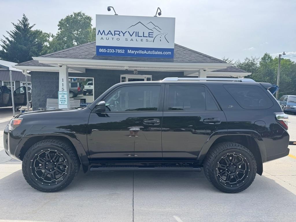 Toyota 4Runner  2017