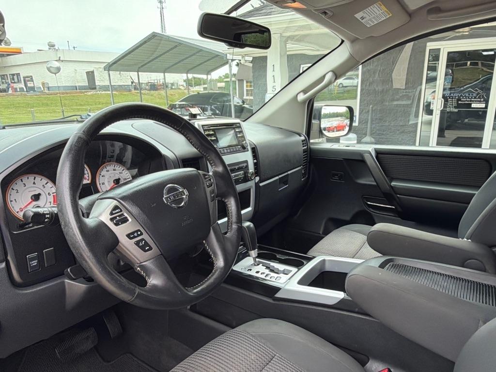 Nissan Titan  2013