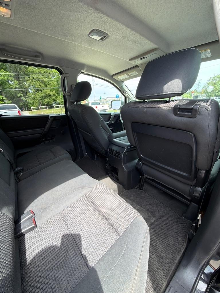 Nissan Titan  2013