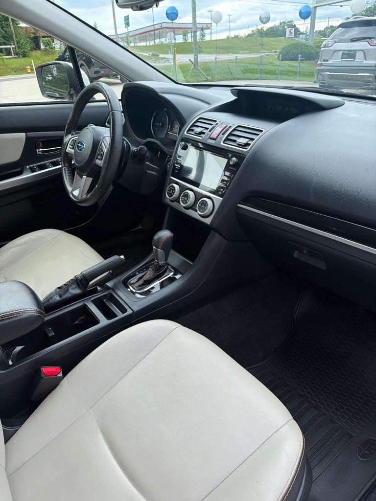 Subaru Crosstrek  2016