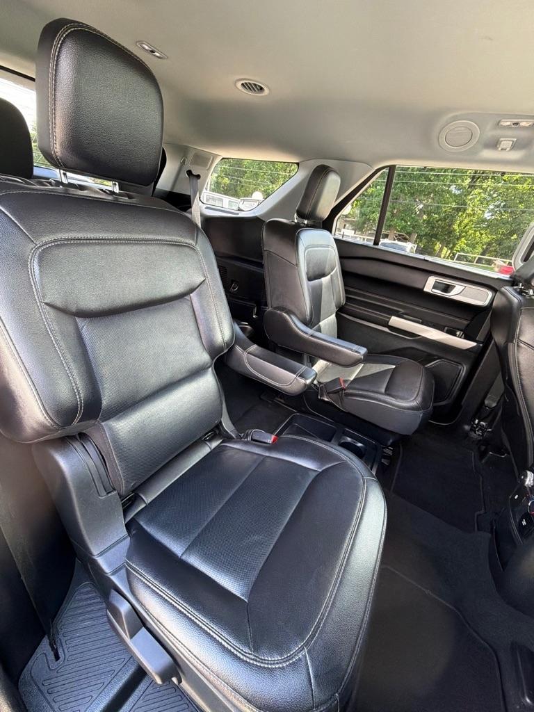 Ford Explorer  2021
