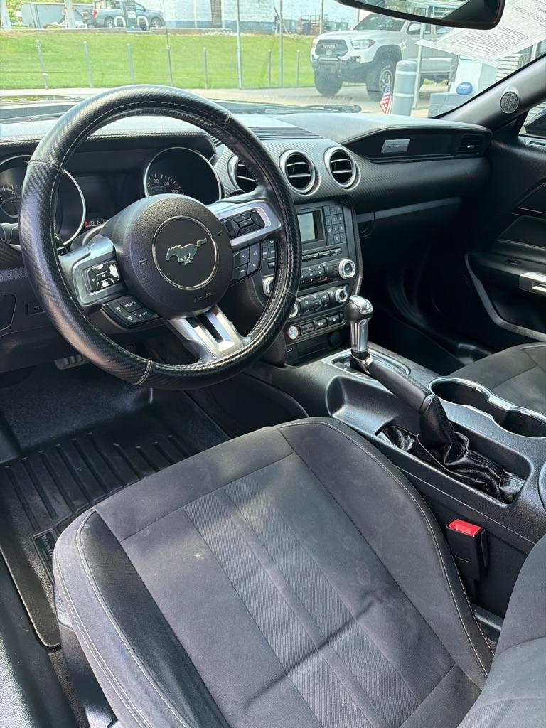Ford Mustang  2018