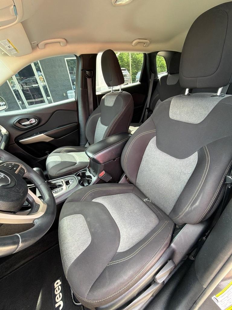 Jeep Cherokee  2018