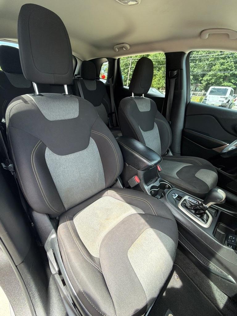 Jeep Cherokee  2018