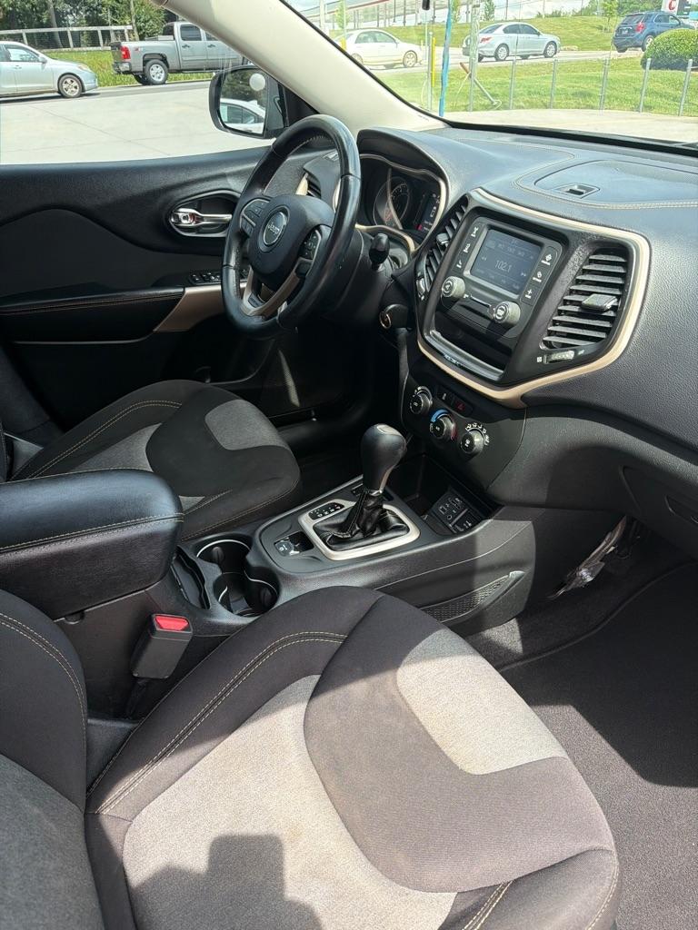 Jeep Cherokee  2018