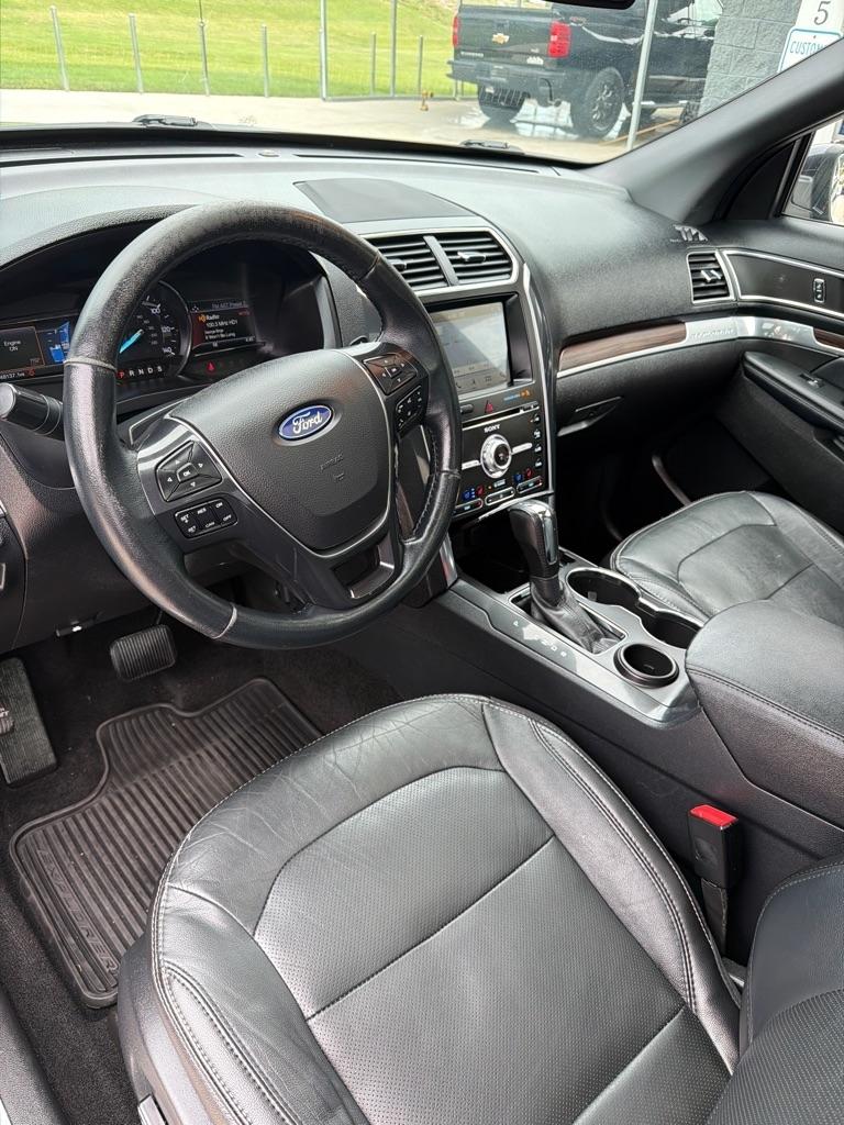 Ford Explorer  2017